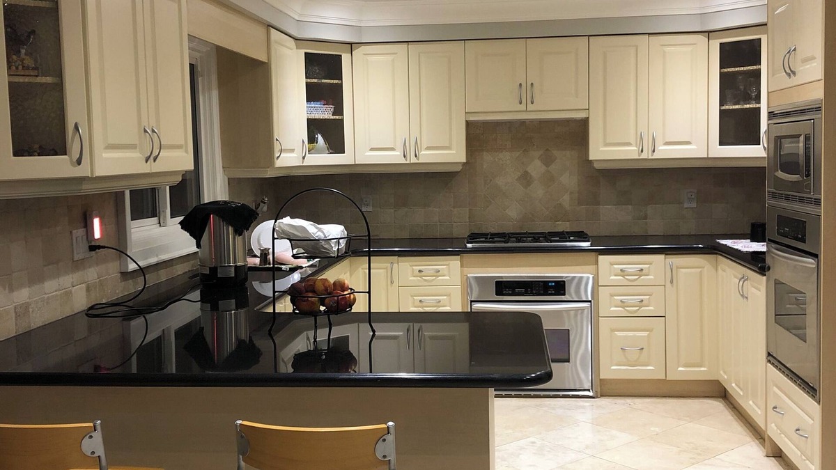 Thornhill Bed & Breakfast | Stay at the Gemach