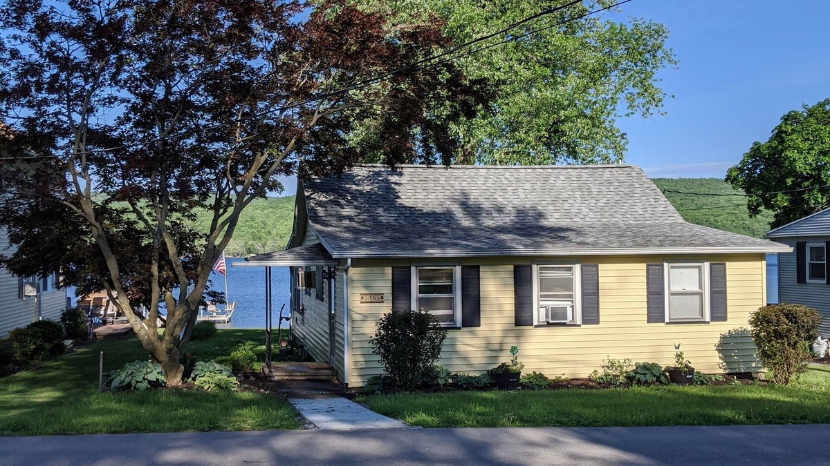Honeoye Cottage | Stay awhile cottage is here for your relaxation and fun.