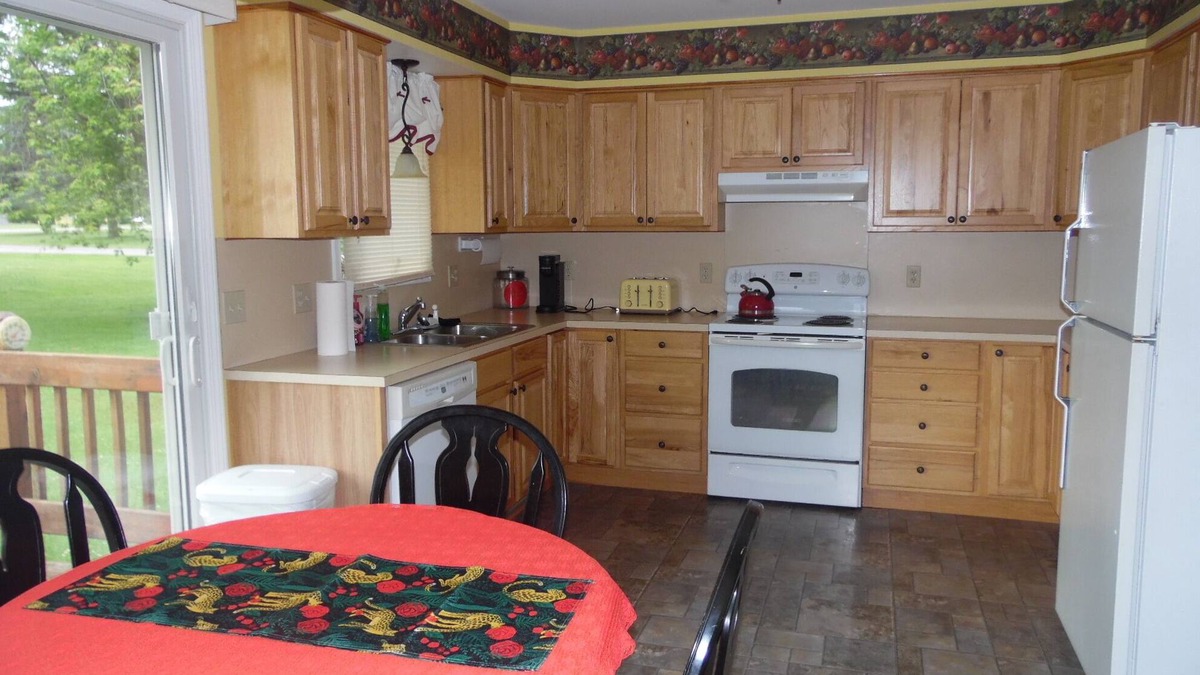Tawas City House | Stay Awhile perfect for families and Pet Friendly!