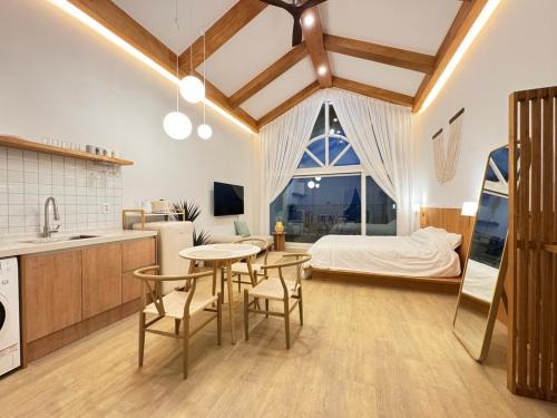 Namwon House | Stay Cherry