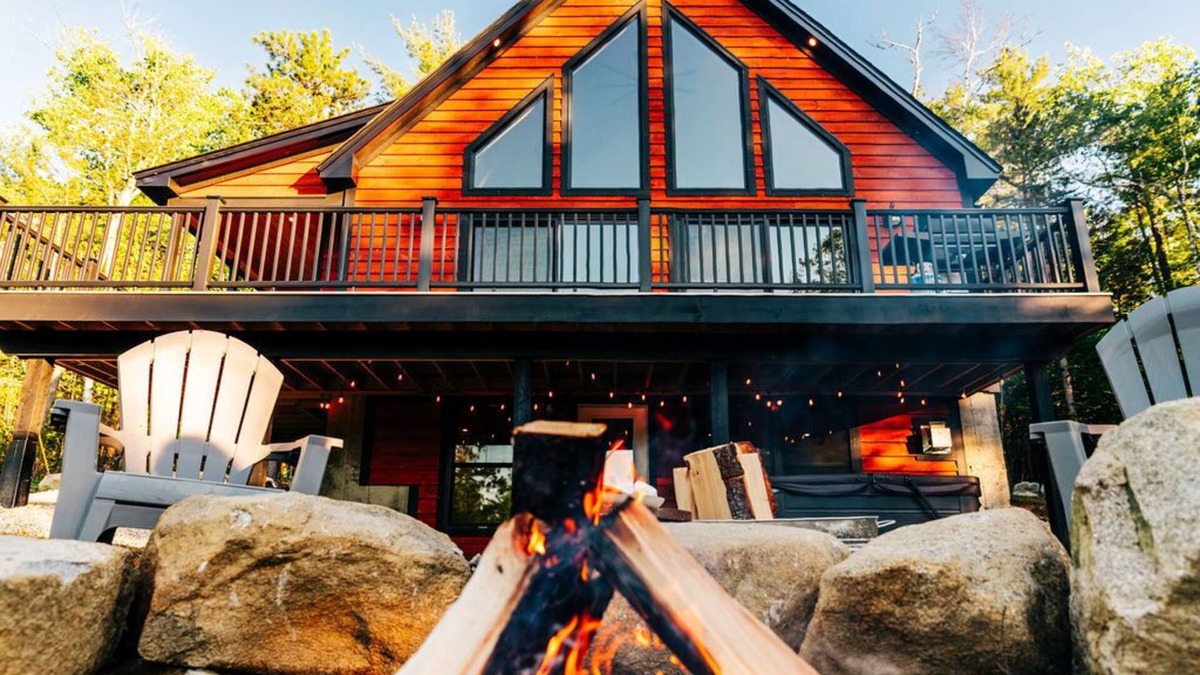 Bryant Pond Ski Chalet | Stay cool with AC! Summer special 20% off. Get a fifth night free!