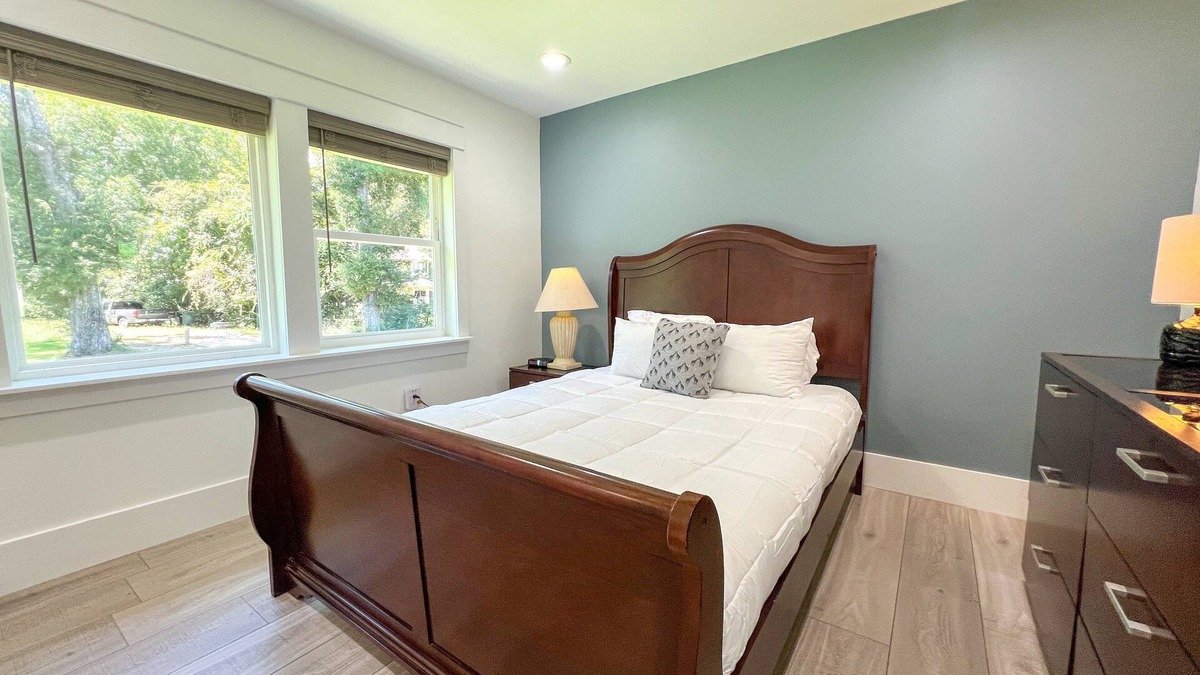 Northeast Pensacola Apartment | Stay Cozy - near University of Florida