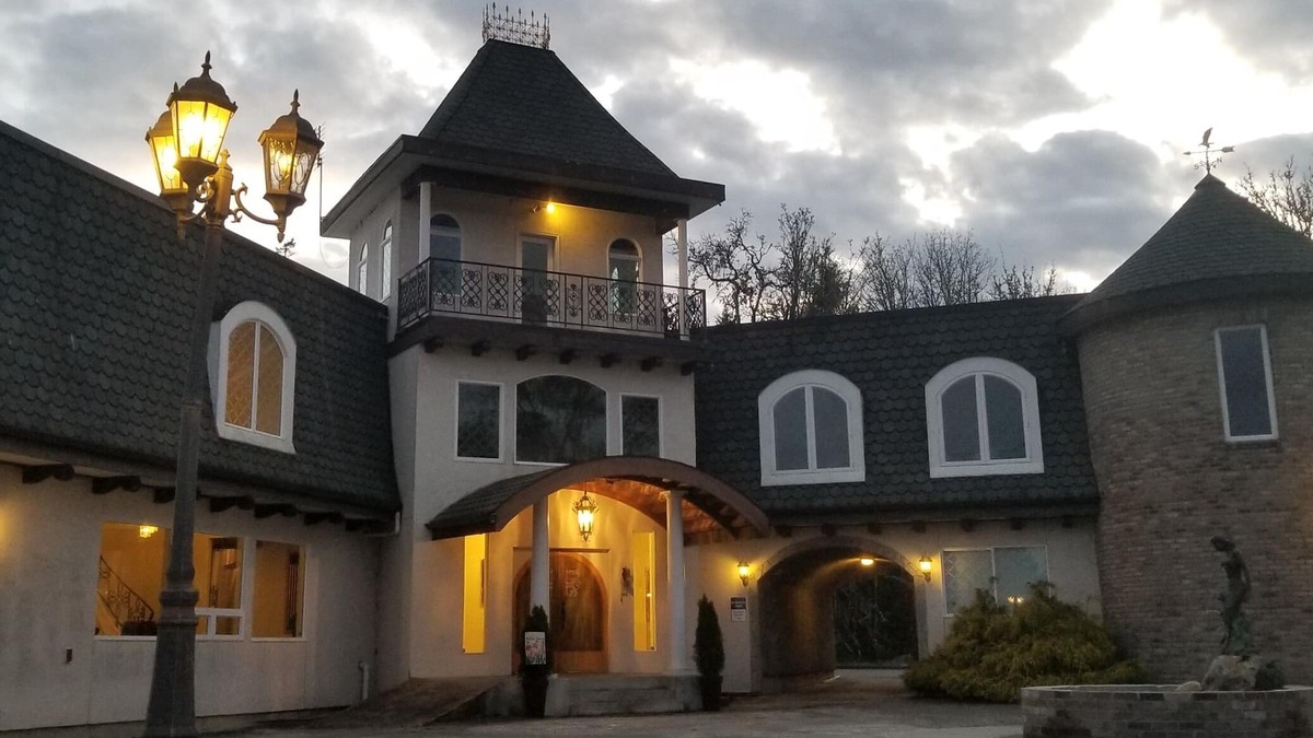 Poulsbo House | Stay in a Castle in "Little Norway's" Quiet Countryside at Nordic Hill Manor