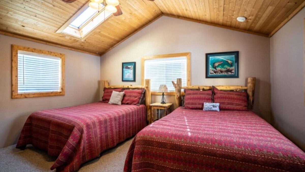Pitkin Apartment | Stay in a historical mountain town!