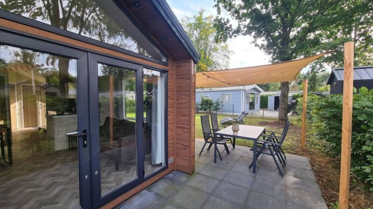 Municipality of Epe House | Stay in a Modern Chalet: Experience Comfort in the Veluwe