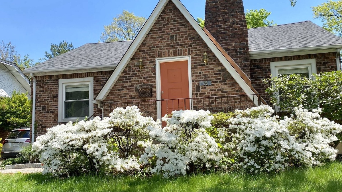 Nyack House | Stay in Nyack, walking distance from village center