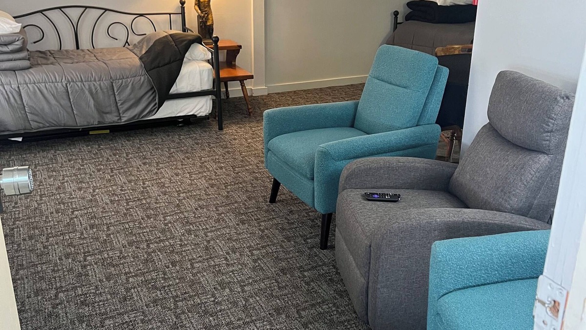 Gypsum Apartment | Stay in Paradise! Motel in Walleye Capital & close to Lake Erie Island ferries.