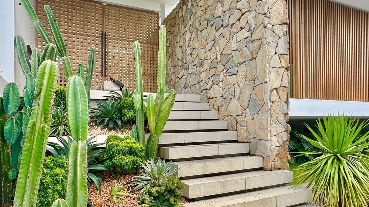 Alfonso Villa | Stay in Style at Serrania Abodes