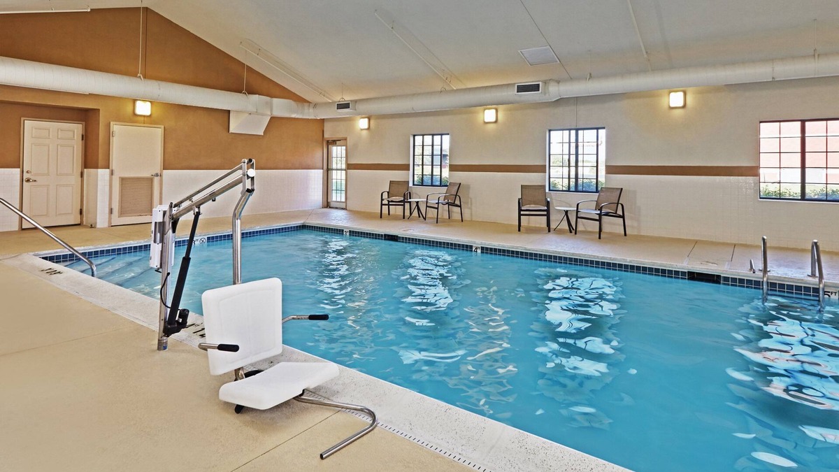 Glenview Condo | Stay in "The Glen" Business District! Free Breakfast, Pool. | Staybridge
