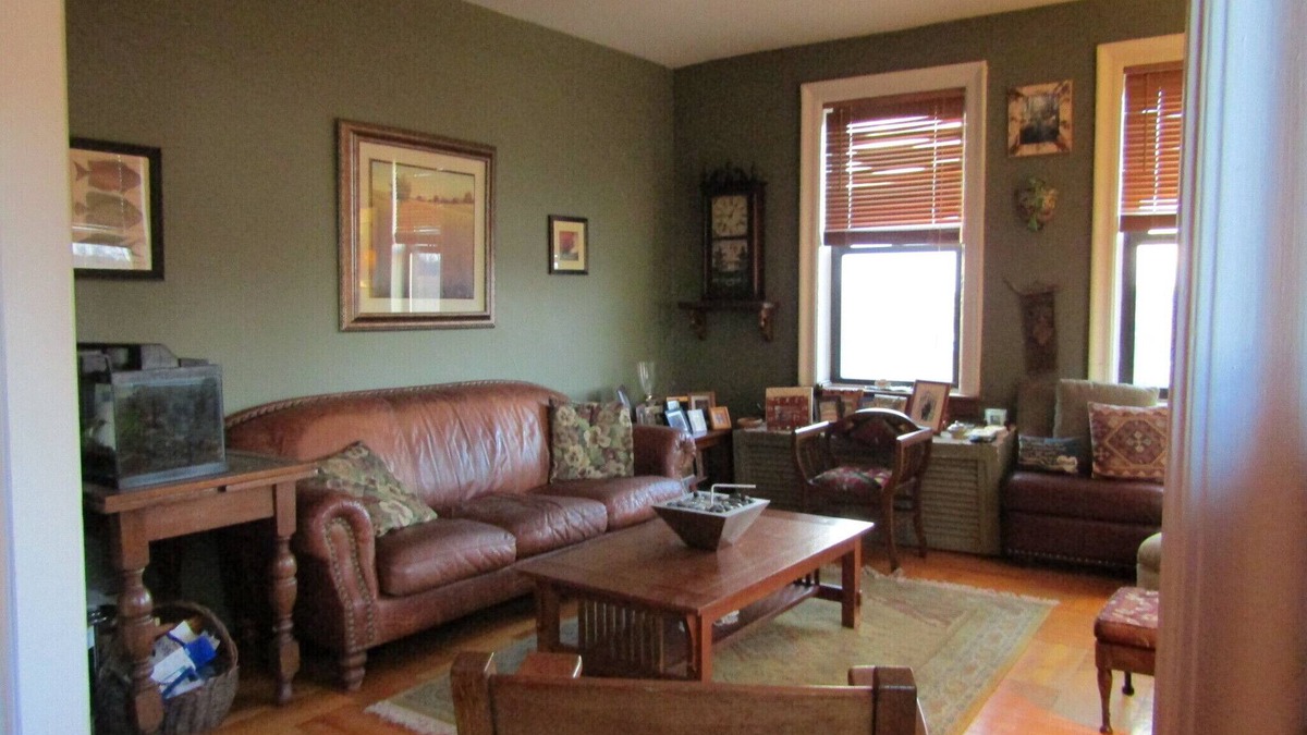 North Bergen Apartment | Stay in the home of a Broadway Star! Minutes from NYC