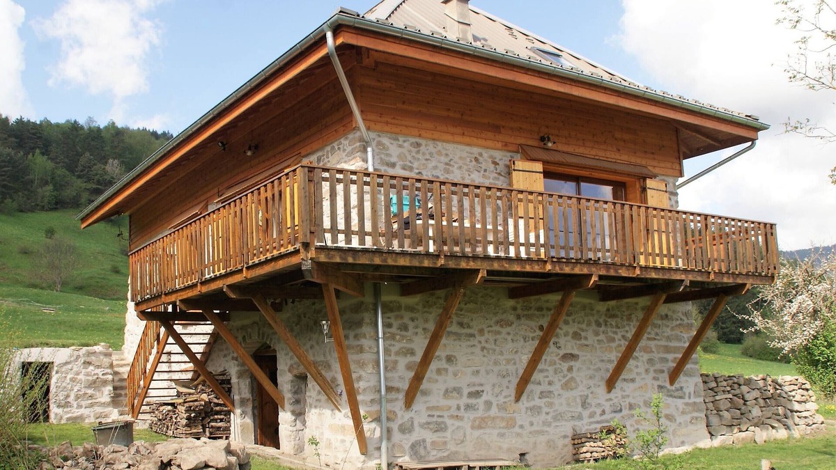 Seyne Other | Stay in the mountains in a restored farmhouse