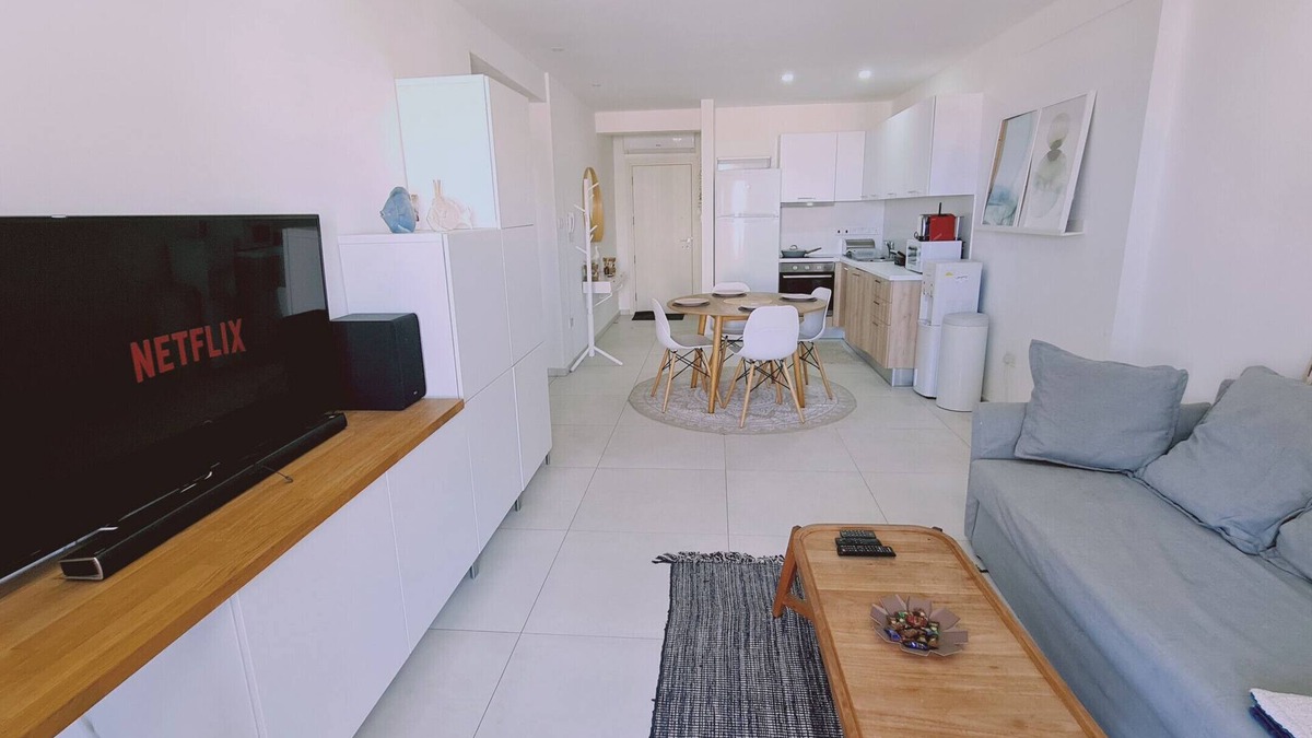 Larnaca City Centre Apartment | STAY Kallucci's maison de la mer