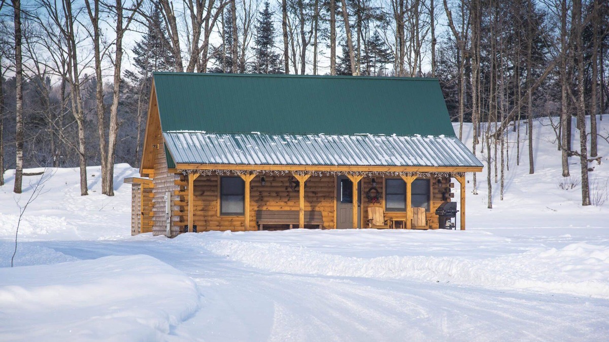 East Burke Cabin | Stay on Kingdom Trails in a three bedroom cabin!