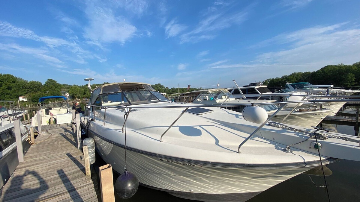 Will County Boat Rental | Stay on Pure Pleasure.