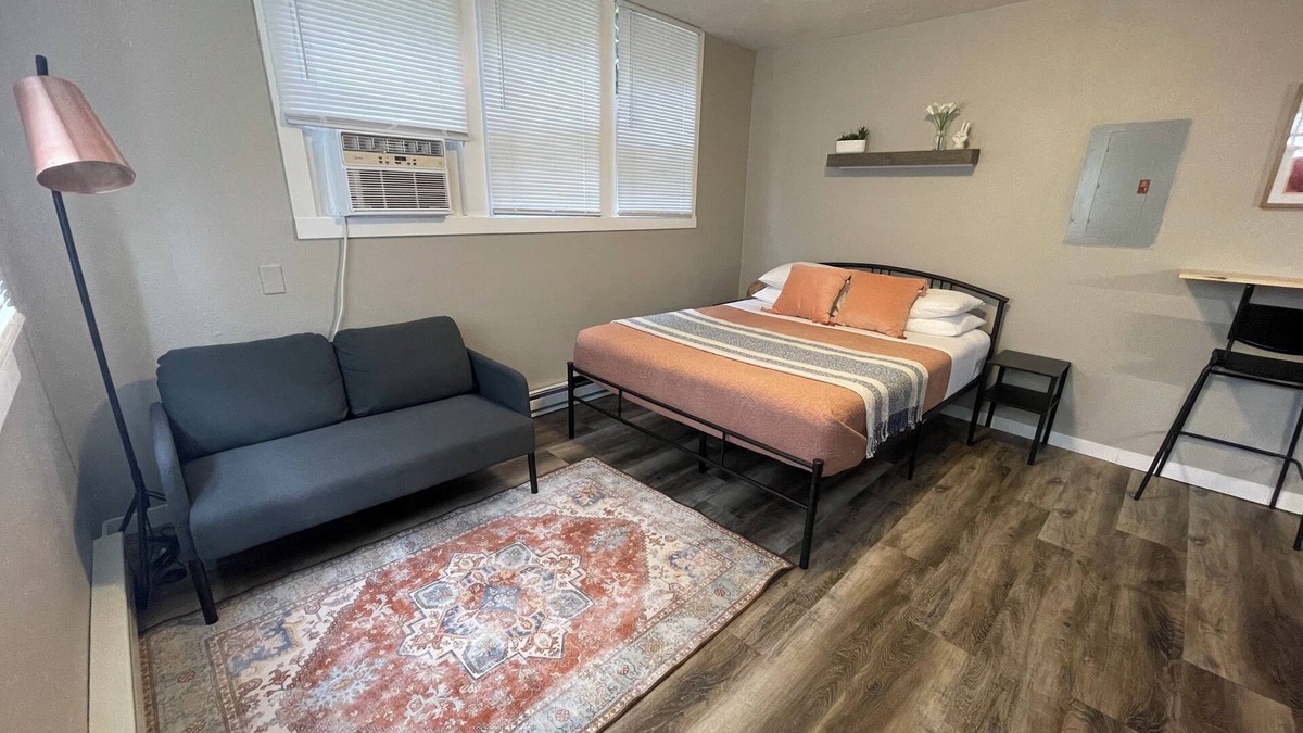 Downtown Apartment | Stay on Spring, Sleeps 2, Suite, DTSF, Pet Friendly, #4