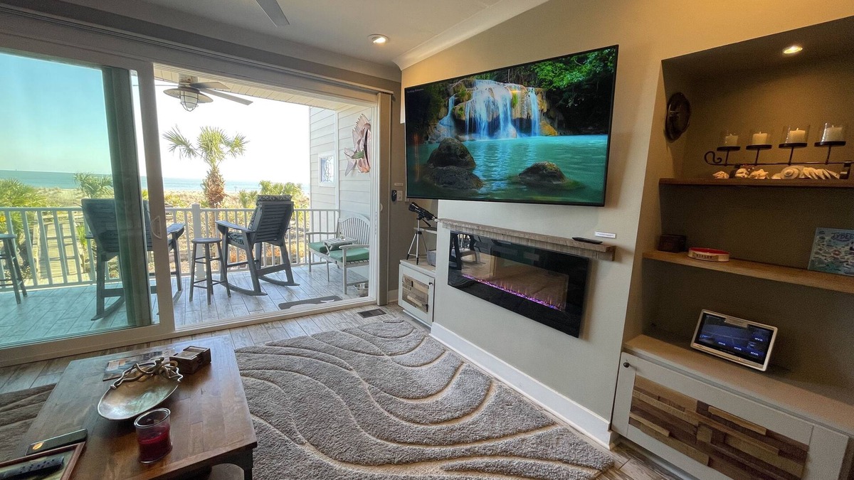 Tybee Island House | STAY RIGHT ON THE OCEAN