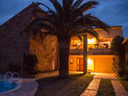Saint-Andre-de-Roquelongue Villa | Stay, Saint-André-de-Roquelongue, cleaning included