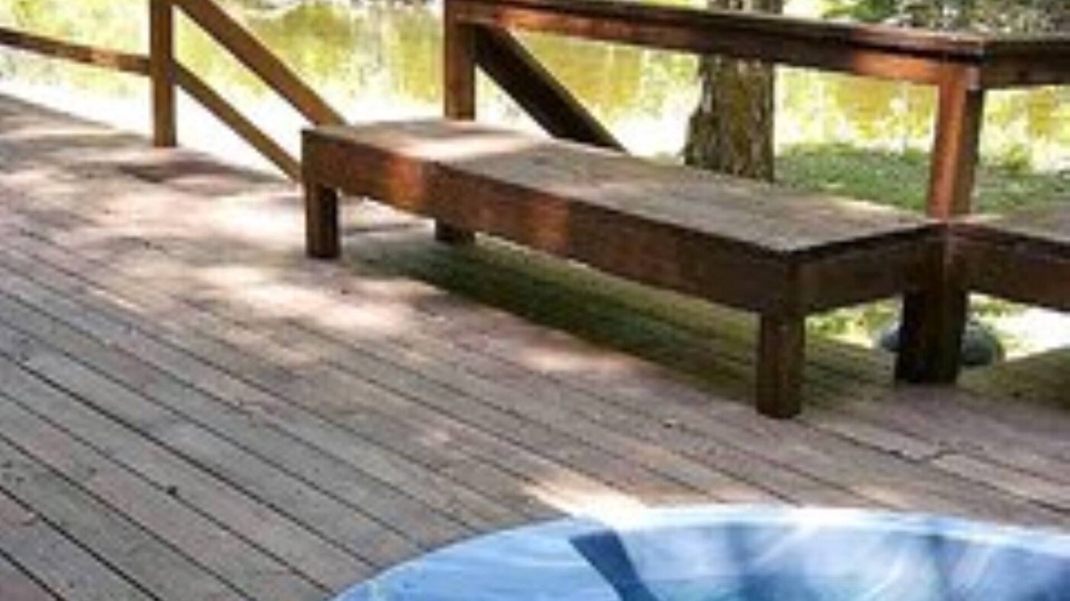 Elkins Cabin | Stay WATERFRONT. Stay CHEAT RIVER LODGE