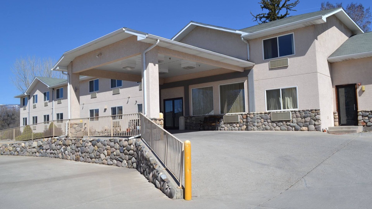 Cedaredge Hotel | Stay Wise Inn Cedaredge