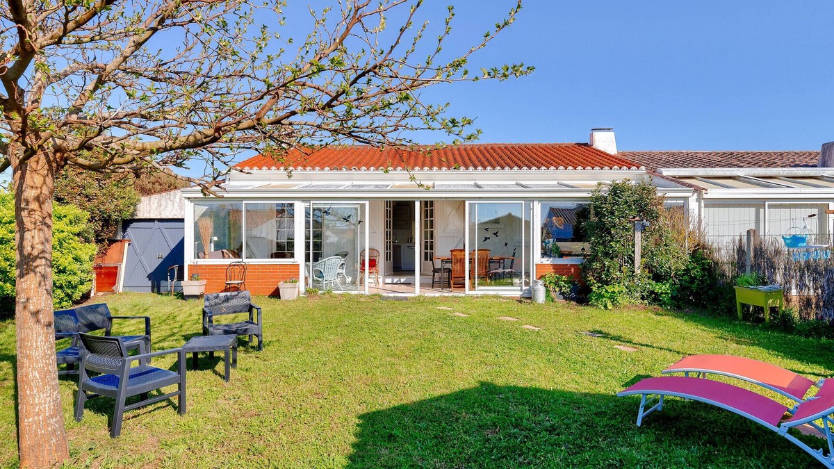 Saint-Hilaire-de-Riez Ski Chalet | Stay with garden for 6 800m from the beach