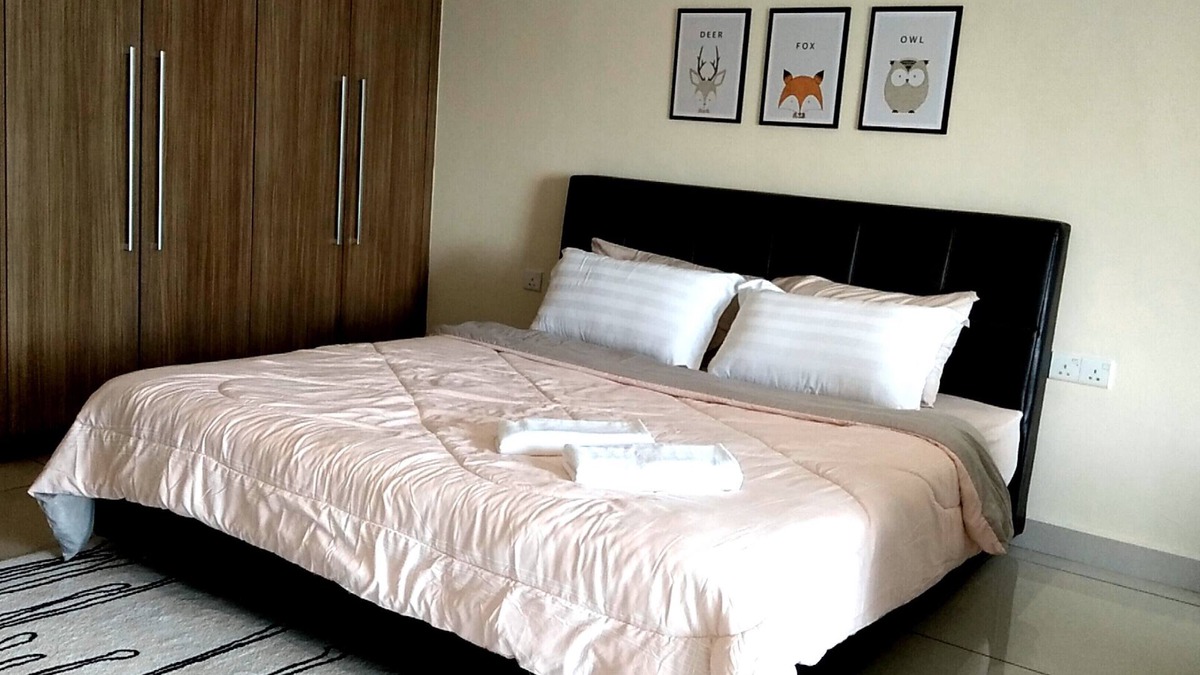 Taman Century Apartment | Stay with me, KSL d'esplanade