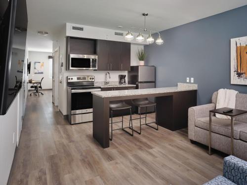 Greer Hotel | stayAPT Suites Greenville-Greer-GSP