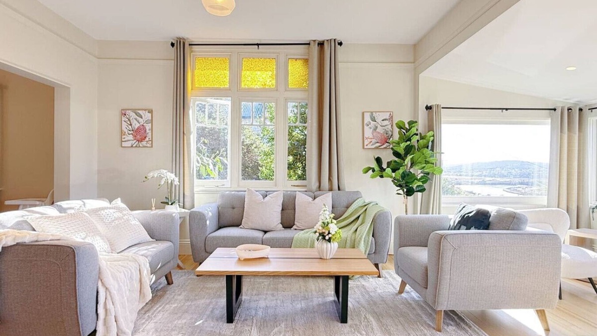 Trevallyn House | StayAU 2BR Home w/Stunning Views in Tasmania