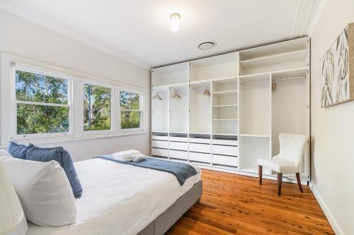 Mount Colah House | StayAU 4BRM Charming Modern Home in Mt Colah