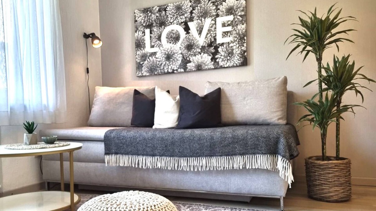 Bad Oeynhausen Apartment | STAYaWHILE apartment comfort | 5 min to Bali Therme + GOP, NETFLIX