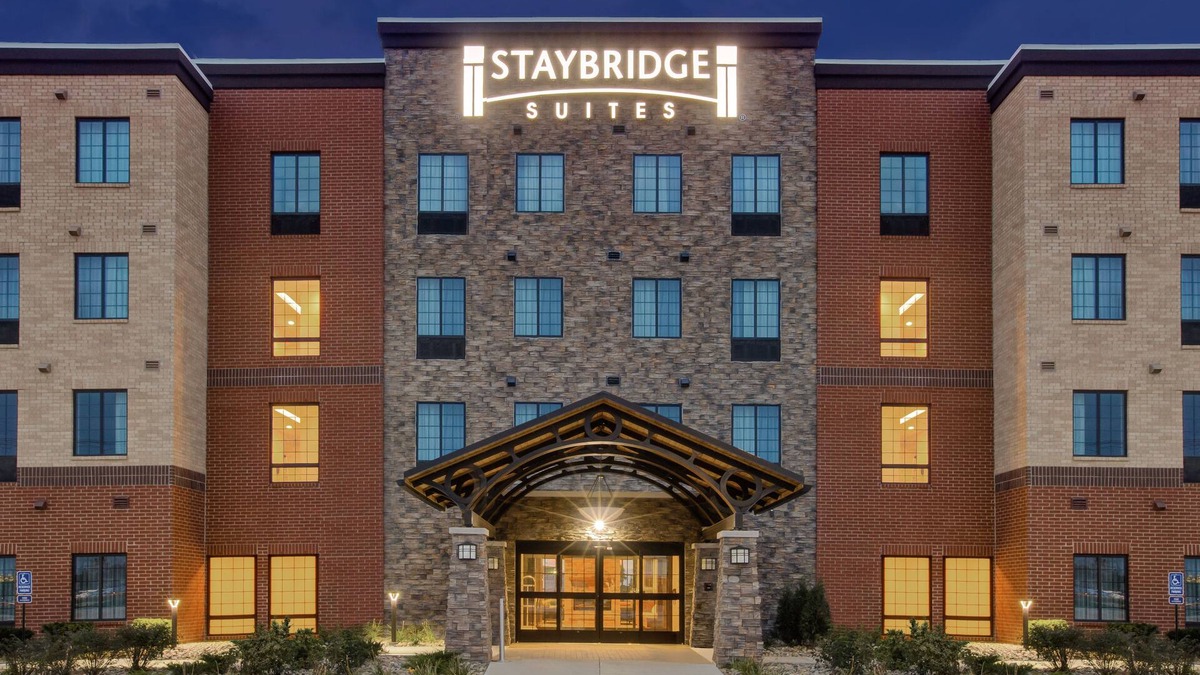 Benton Harbor Hotel | Staybridge Suites Benton Harbor - St. Joseph by IHG