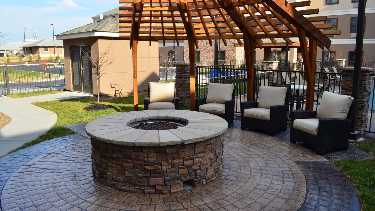 Bowling Green Hotel | Staybridge Suites Bowling Green by IHG