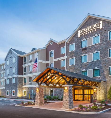 Canton Hotel | Staybridge Suites Canton by IHG