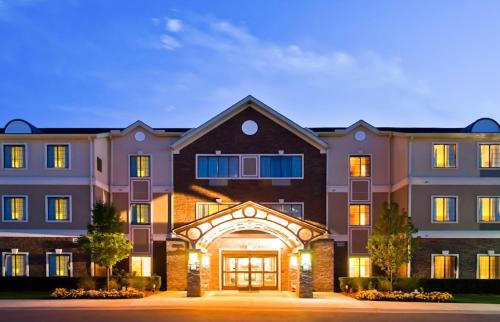 Novi Hotel | Staybridge Suites Detroit-Novi by IHG