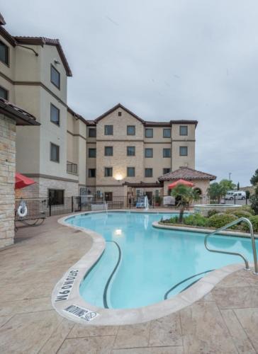Irving Hotel | Staybridge Suites DFW Airport North by IHG