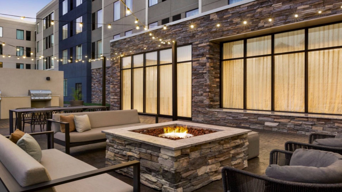 Lexington Hotel | Staybridge Suites Lexington S Medical Ctr Area by IHG