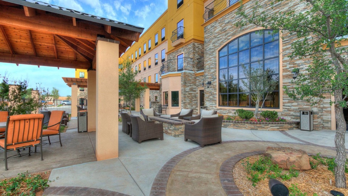 Lubbock Hotel | Staybridge Suites Lubbock South by IHG