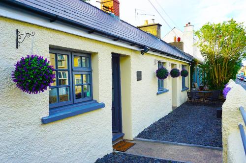 Goodwick House | Staycation at Pine Cottage, a newly refurbished holiday cottage