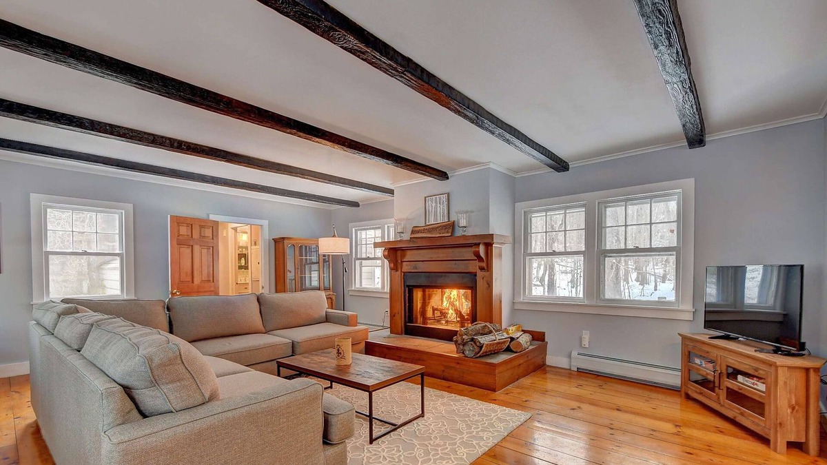 Becket Cottage | Staycation at Private lake cottage near Jacob’s Pillow and Tanglewood