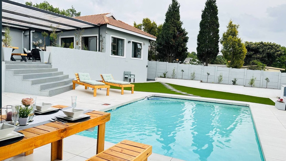 Germiston Apartment | Staycation With Back Up Power
