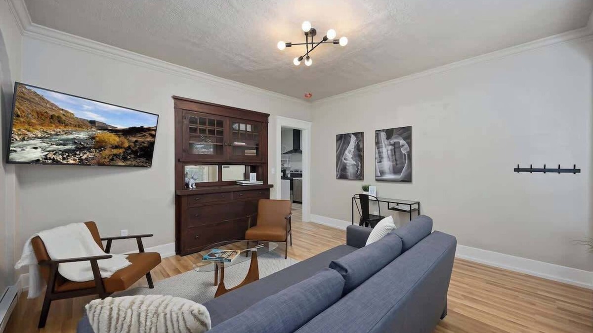 Twin Falls Apartment | #StayinMyDistrict 2nd Avenue Downtown Twin Falls