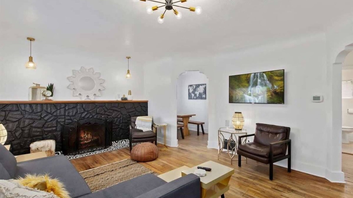 Twin Falls House | #StayinMyDistrict TwinFalls Tudor