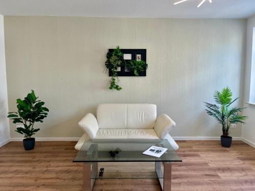Borna Apartment | StayN8- 3 Zi- Apartment mit voll ausgestatteter Küche und Fahrradgarage im Leipziger Neuseenland