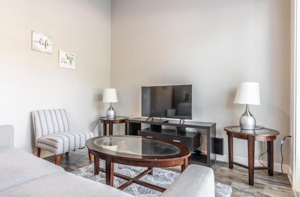 Richardson Apartment | StayOvr at Galatyn Park