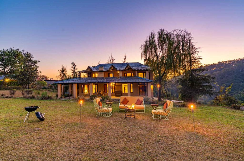 Dharamshala Villa | StayVista at Tea House 2BR with fragrant tea gardens in Dharamshala