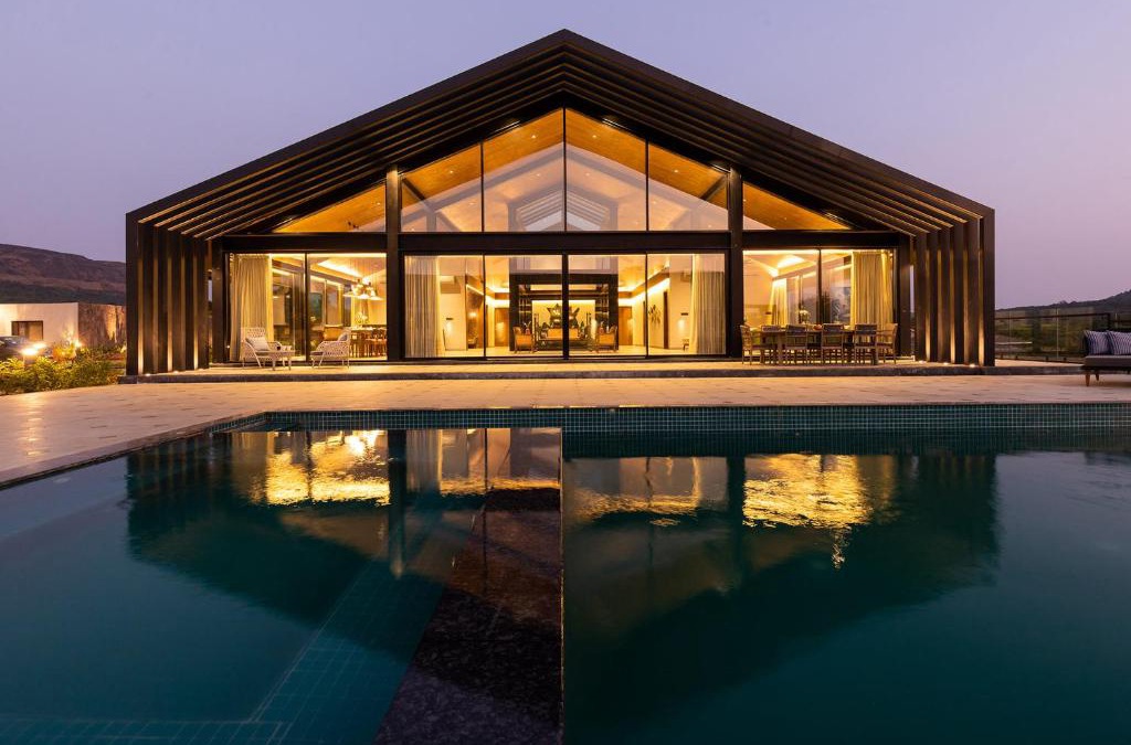 Lonavala Villa | StayVista's The Barn - Mountain-View Luxury Mansion with Heated Infinity Pool, Deck, Jacuzzi, Lawn featuring a Gazebo and Firepit