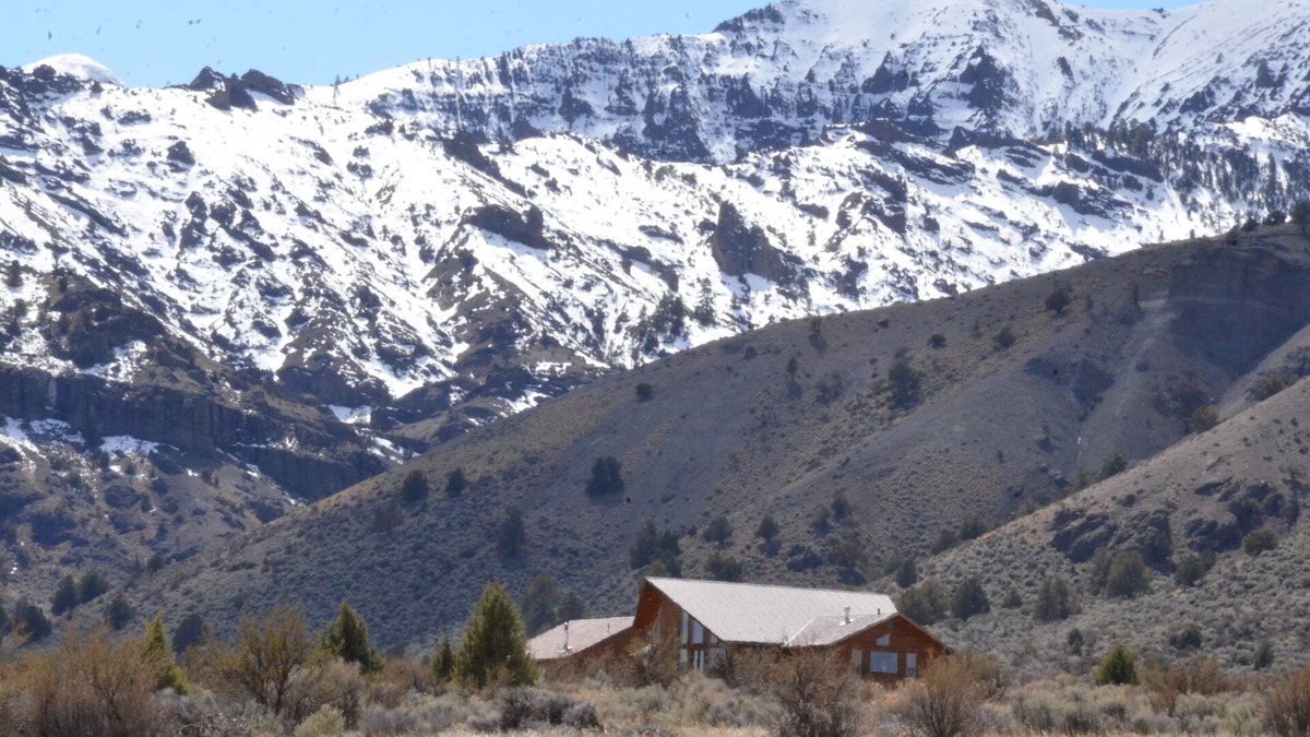 Eagleville House | steamboat stop over ranch