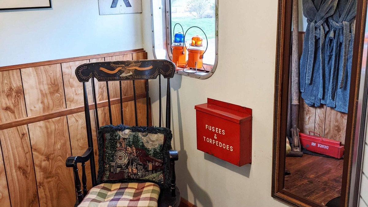 Sequim Hotel | Steampunk Train at Olympic Railway Inn - Pet Friendly
