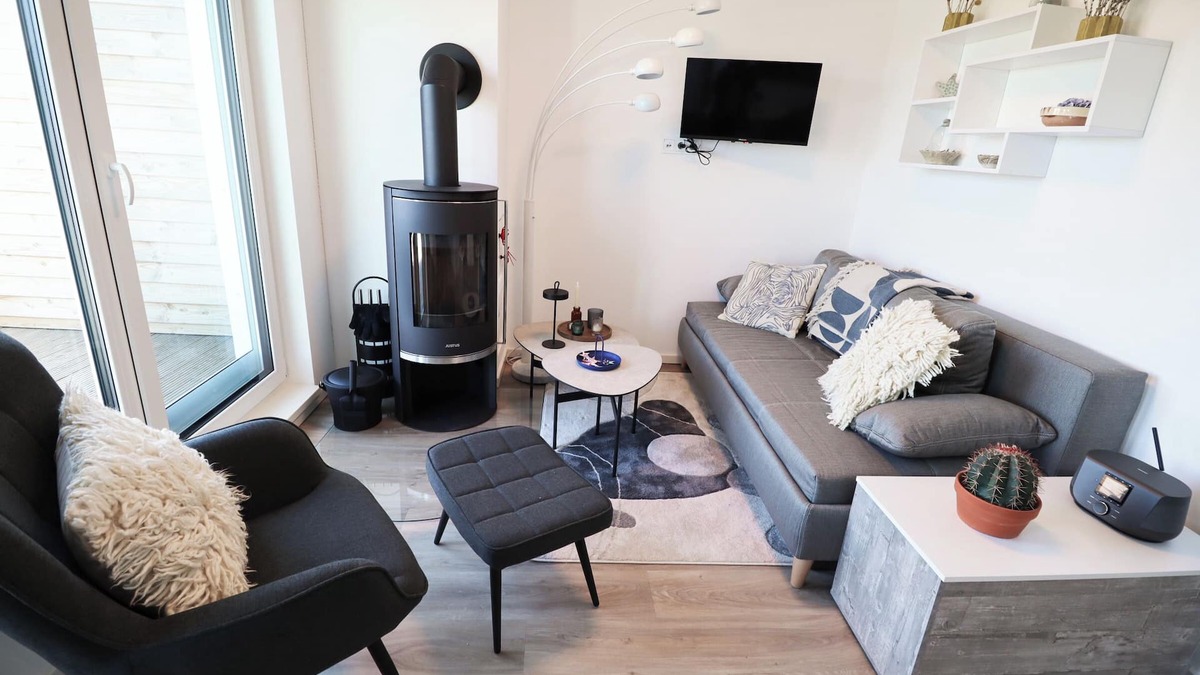 Tossens Apartment | Steernkieker Tossens - Relax in style. Roof terrace. Close to the beach.