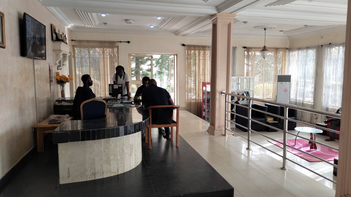 Jos Hotel | Steffan Hotel and Suites