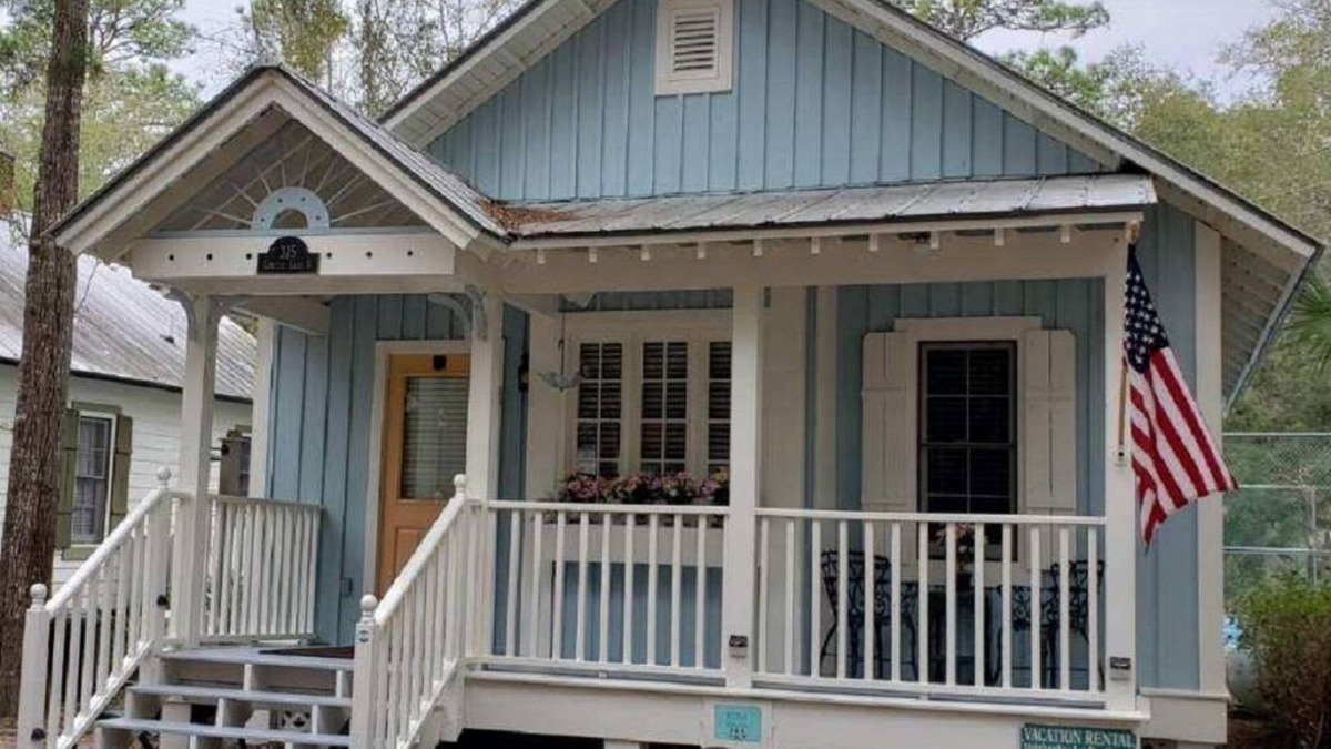 Steinhatchee Resort | Steinhatchee Landing Resort-Eleven Eleven #23-Dog Friendly-*THIRD NIGHT FREE*